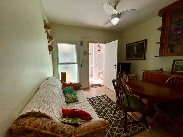 Apartamento 2 quartos e 1 banheiro, à venda, no bairro Jardim Vicente de Carvalho em Bertioga