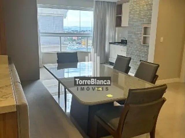 Apartamento com 231m² 3 quartos e 2 banheiros, à venda, no bairro Uvaranas em Ponta Grossa