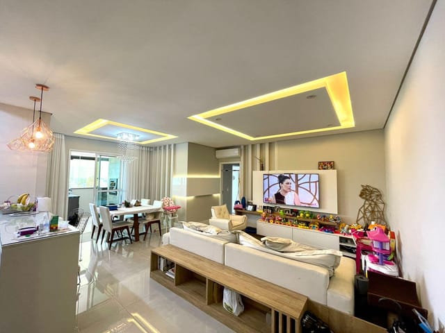 Apartamento com 223m² 3 quartos e 2 banheiros, à venda, no bairro Centro em Ponta Grossa