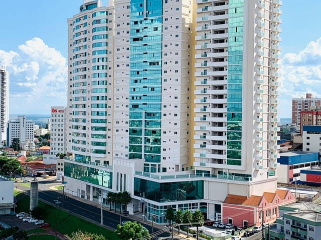 Apartamento com 223m² 3 quartos e 2 banheiros, à venda, no bairro Centro em Ponta Grossa