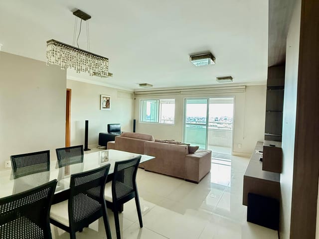 Apartamento com 124m² 3 quartos e 3 banheiros, à venda, no bairro Centro em Ponta Grossa