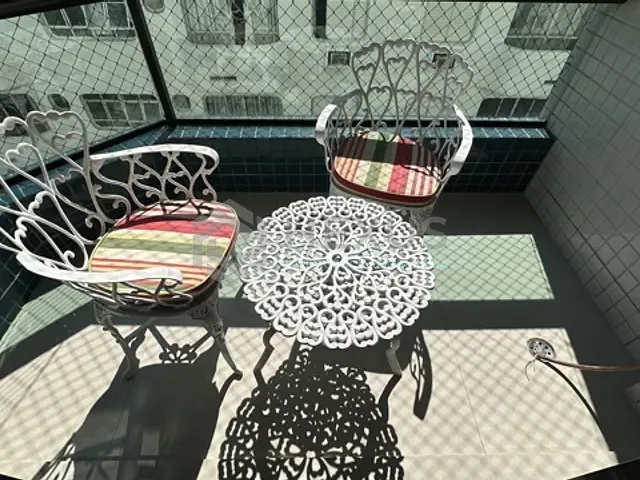 Apartamento 2 quartos e 2 banheiros, à venda, no bairro Enseada em Guarujá