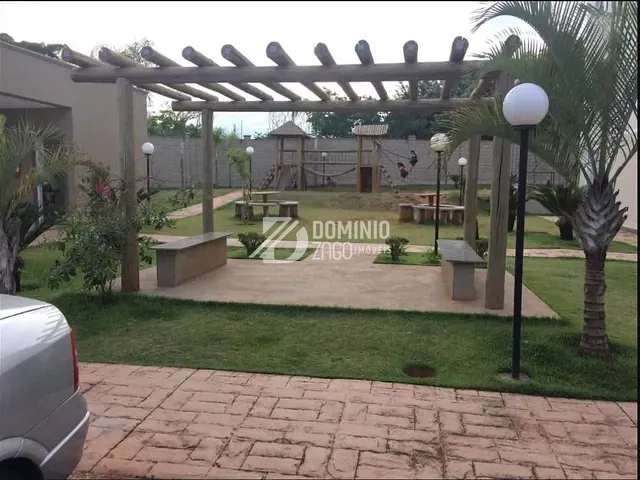 Apartamento 2 quartos e 1 banheiro, à venda, no bairro Conjunto Manoel Mendes em Uberaba