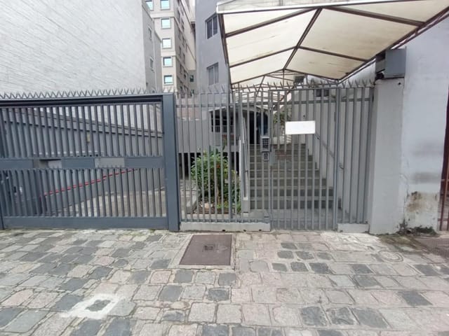 Apartamento 1 quarto e 1 banheiro, para alugar, no bairro Rebouças em Curitiba