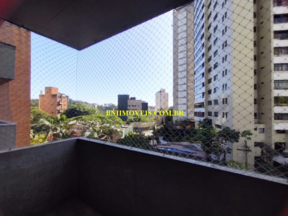 Apartamento, 3 quartos, 130 m² - Foto 1