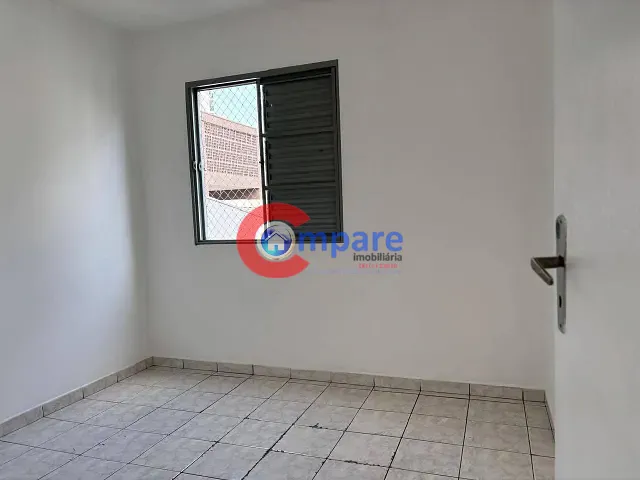 Apartamento com 54m² 2 quartos e 1 banheiro, para alugar, no bairro Jardim Flor da Montanha em Guarulhos