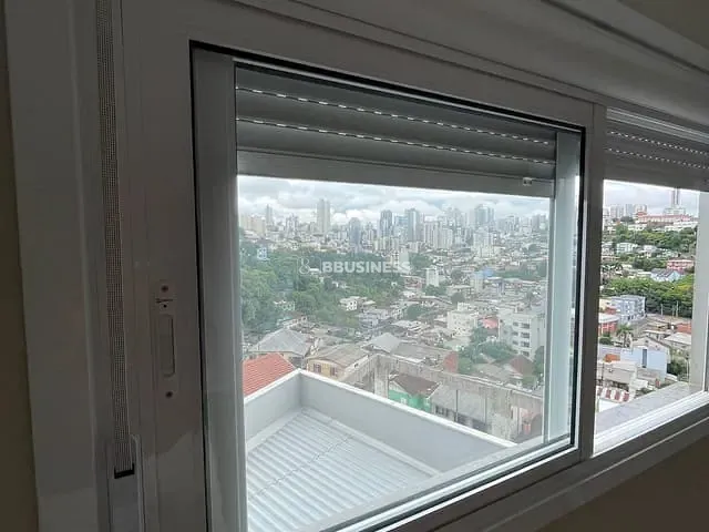 Apartamento 2 quartos e 2 banheiros, à venda, no bairro Rio Branco em Caxias do Sul