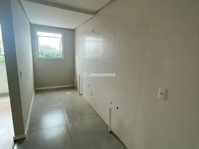 Apartamento 2 quartos e 2 banheiros, à venda, no bairro Rio Branco em Caxias do Sul