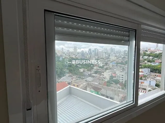 Apartamento 2 quartos e 2 banheiros, à venda, no bairro Rio Branco em Caxias do Sul