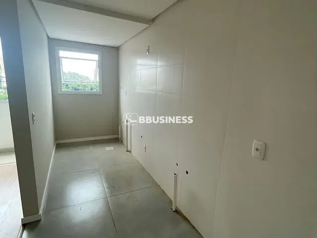 Apartamento 2 quartos e 2 banheiros, à venda, no bairro Rio Branco em Caxias do Sul