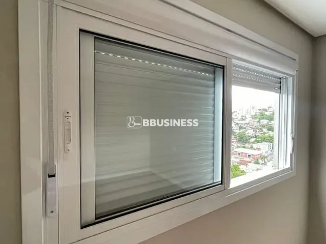 Apartamento 2 quartos e 2 banheiros, à venda, no bairro Rio Branco em Caxias do Sul