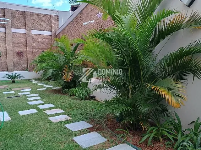 Apartamento com 215m² 3 quartos e 3 banheiros, à venda, no bairro São Benedito em Uberaba