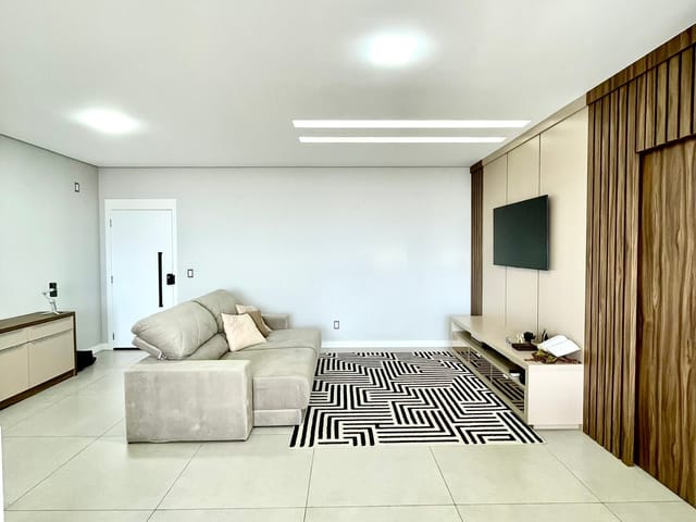 Apartamento com 203m² 3 quartos e 4 banheiros, à venda, no bairro Jardim Carvalho em Ponta Grossa