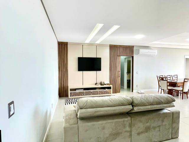 Apartamento com 203m² 3 quartos e 4 banheiros, à venda, no bairro Jardim Carvalho em Ponta Grossa