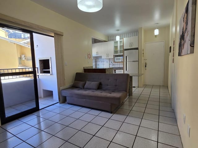 Apartamento 1 quarto e 1 banheiro, para alugar, no bairro Ingleses do Rio Vermelho em Florianópolis