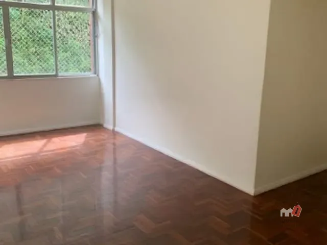 Apartamento 2 quartos e 1 banheiro, para alugar, no bairro Saldanha Marinho em Petrópolis