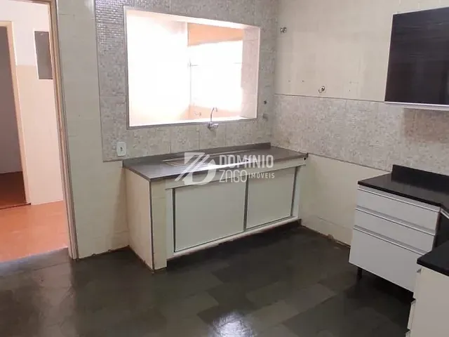 Apartamento 3 quartos e 2 banheiros, à venda, no bairro Vila Maria Helena em Uberaba