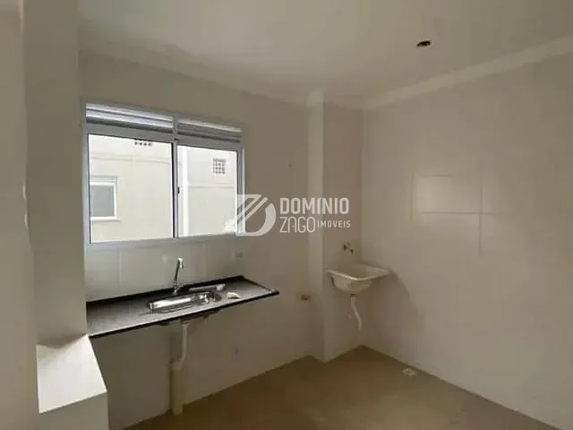 Apartamento 2 quartos e 1 banheiro, à venda, no bairro Jardim do Lago em Uberaba