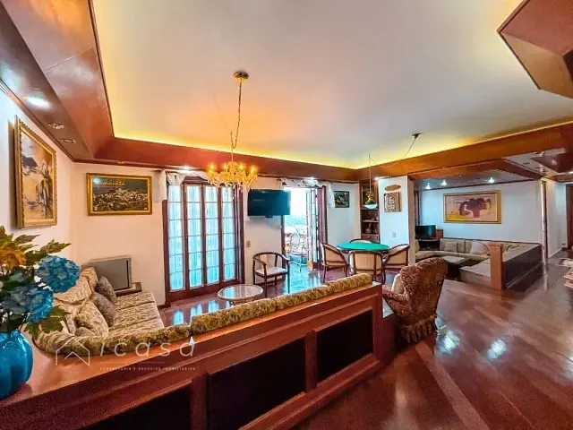 Apartamento com 249m² 4 quartos e 4 banheiros, à venda, no bairro Vila Inglesa em Campos do Jordão