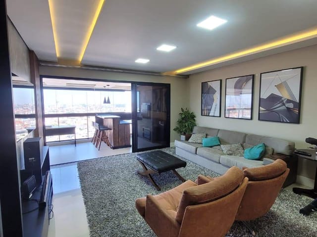 Apartamento com 181m² 3 quartos e 2 banheiros, à venda, no bairro Orfãs em Ponta Grossa