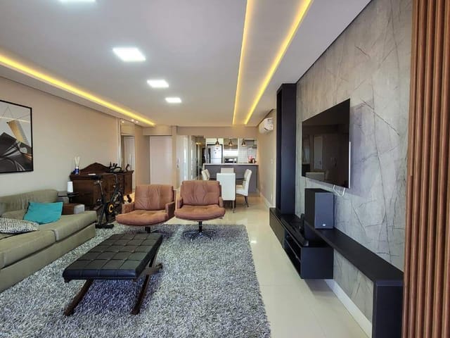 Apartamento com 181m² 3 quartos e 2 banheiros, à venda, no bairro Orfãs em Ponta Grossa