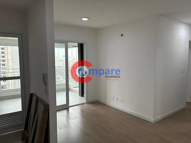 Apartamento 2 quartos e 1 banheiro, para alugar, no bairro Picanço em Guarulhos