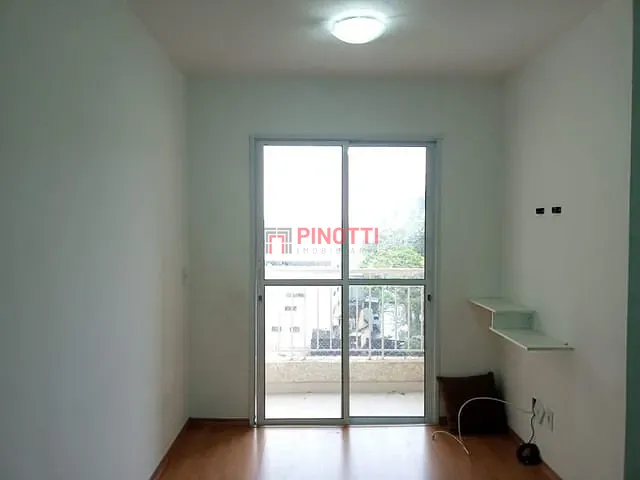 Apartamento 2 quartos e 1 banheiro, à venda, no bairro Ferrazópolis em São Bernardo do Campo