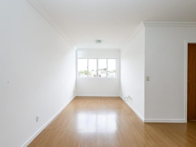 Apartamento 3 quartos e 1 banheiro, à venda, no bairro Campo Comprido em Curitiba