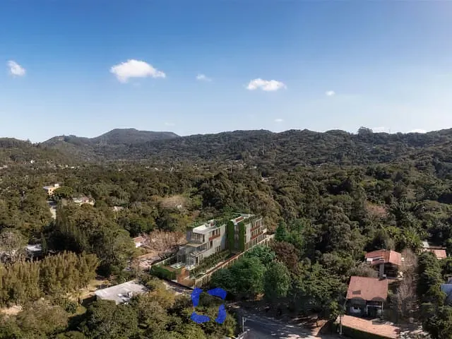 Apartamento 3 quartos e 4 banheiros, à venda, no bairro Estaleiro Grande em Balneário Camboriú