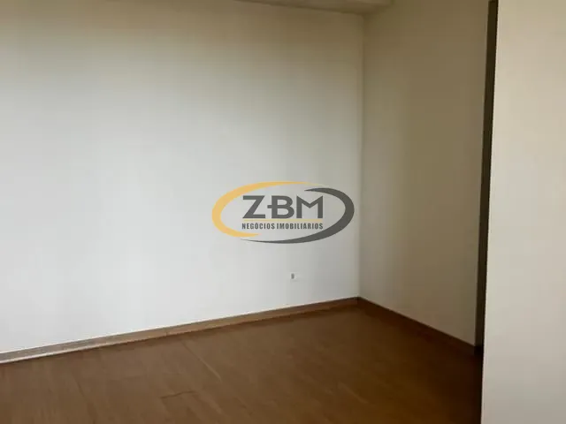 Apartamento com 200m² 3 quartos e 2 banheiros, à venda ou para alugar, no bairro Gleba Palhano em Londrina