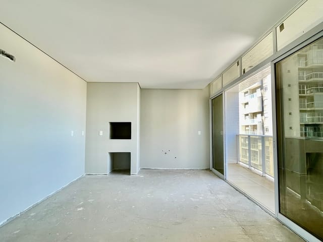 Apartamento com 510m² 4 quartos e 5 banheiros, à venda, no bairro Oficinas em Ponta Grossa