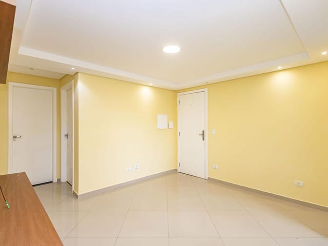 Apartamento 2 quartos e 2 banheiros, à venda, no bairro CAMPO COMPRIDO em Curitiba