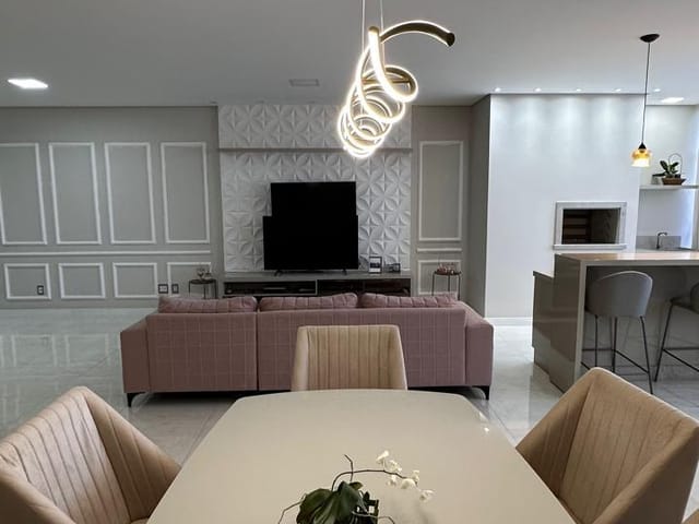 Apartamento com 287m² 3 quartos e 5 banheiros, à venda, no bairro Jardim Carvalho em Ponta Grossa