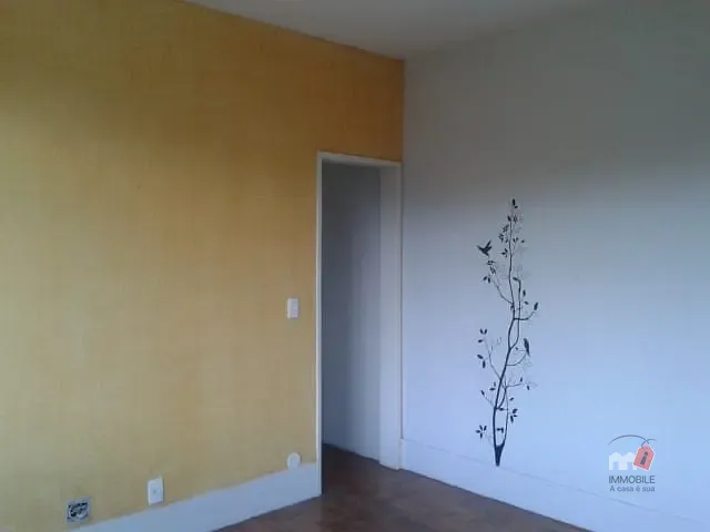 Apartamento 3 quartos e 2 banheiros, à venda, no bairro Duchas em Petrópolis