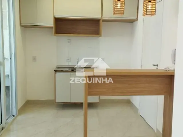 Apartamento com 38m², à venda, no bairro Vl Sul Americana em Carapicuiba