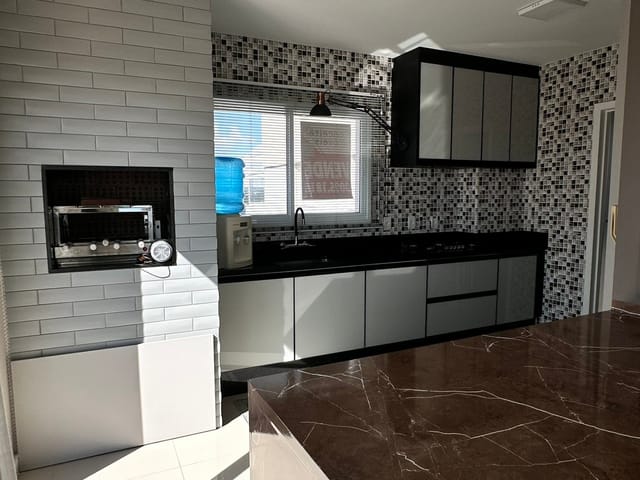 Apartamento com 242m² 3 quartos e 4 banheiros, à venda, no bairro Estrela em Ponta Grossa