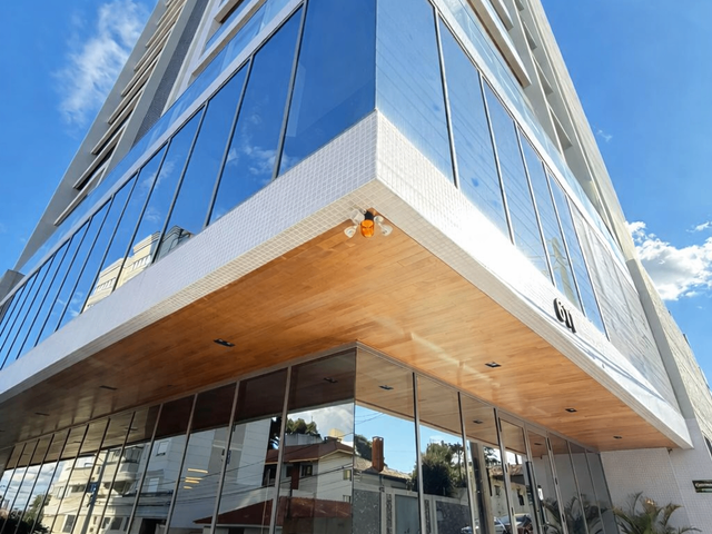 Apartamento com 195m² 3 quartos e 5 banheiros, à venda, no bairro Estrela em Ponta Grossa