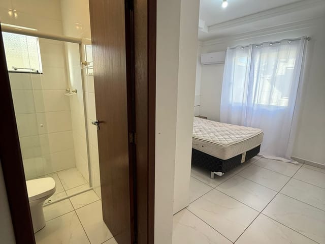 Apartamento 2 quartos e 2 banheiros, à venda, no bairro Ingleses do Rio Vermelho em Florianópolis