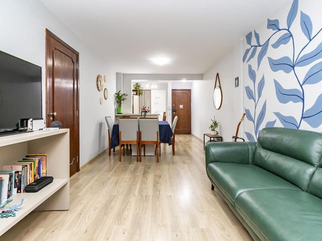 Apartamento 2 quartos e 1 banheiro, à venda, no bairro Rebouças em Curitiba
