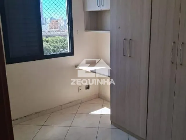 Apartamento com 73m² 3 quartos e 1 banheiro, para alugar, no bairro Centro em Osasco