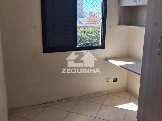 Apartamento com 73m² 3 quartos e 1 banheiro, para alugar, no bairro Centro em Osasco