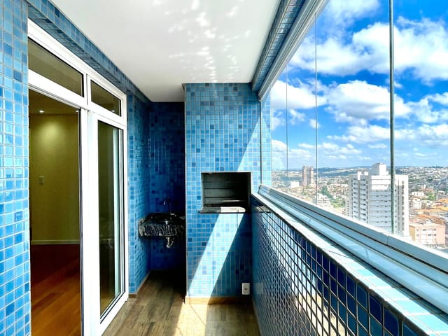 Apartamento com 122m² 3 quartos e 2 banheiros, à venda ou para alugar, no bairro Centro em Ponta Grossa