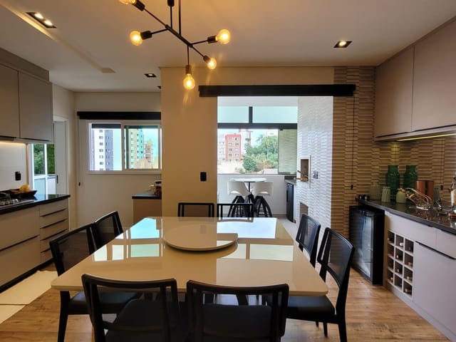 Apartamento com 137m² 3 quartos e 3 banheiros, à venda, no bairro Centro em Ponta Grossa