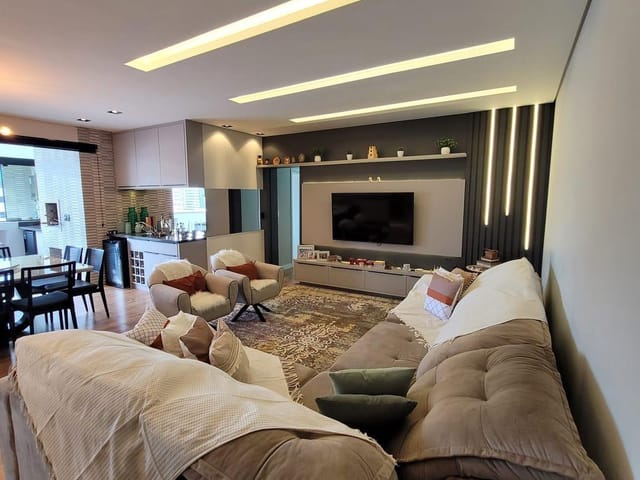 Apartamento com 137m² 3 quartos e 3 banheiros, à venda, no bairro Centro em Ponta Grossa
