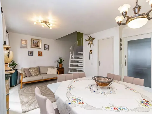 Apartamento 2 quartos e 2 banheiros, à venda, no bairro Cristo Rei em Curitiba