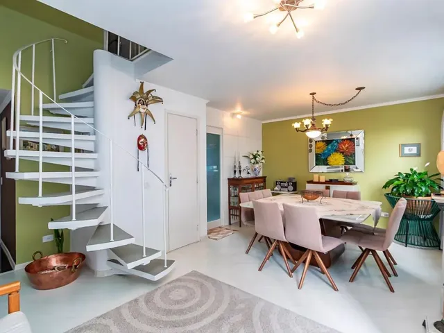 Apartamento 2 quartos e 2 banheiros, à venda, no bairro Cristo Rei em Curitiba