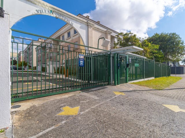Apartamento 2 quartos e 1 banheiro, à venda, no bairro Novo Mundo em Curitiba