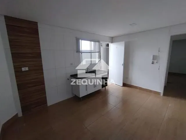 Apartamento com 35m² 1 quarto e 1 banheiro, para alugar, no bairro Umuarama em Osasco