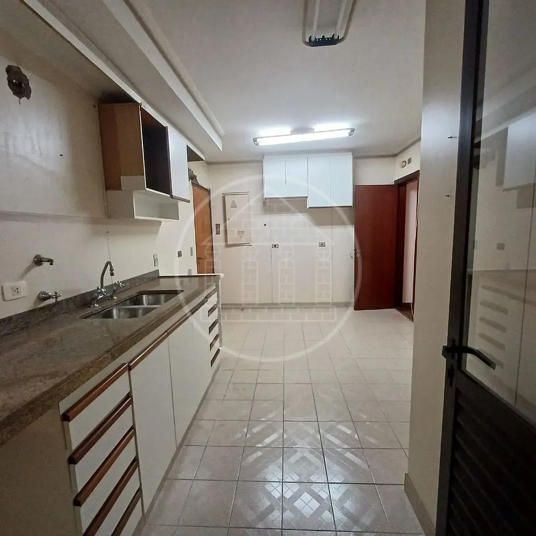 Apartamento, 4 quartos, 211 m² - Foto 9
