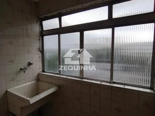 Apartamento com 54m² 2 quartos e 1 banheiro, para alugar, no bairro Cidade das Flores em Osasco